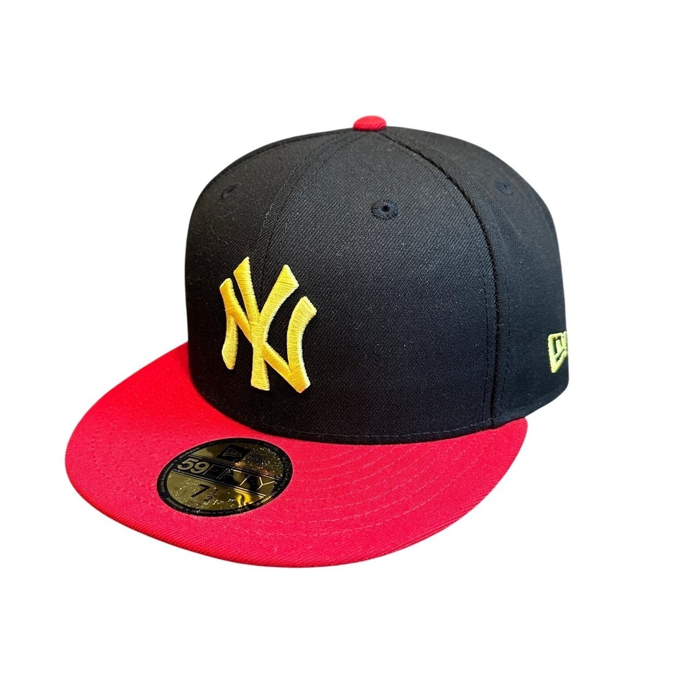 New York Yankees Hat New Era 59FIFTY 7 1/2 Black Red 2000 World Series
